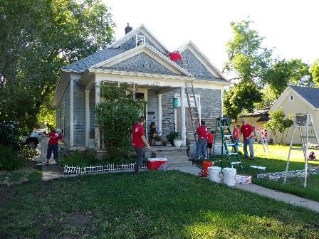 Neighbors helping Neighbors